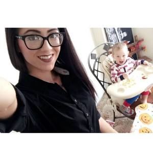 Meet your Posher, Cassandra